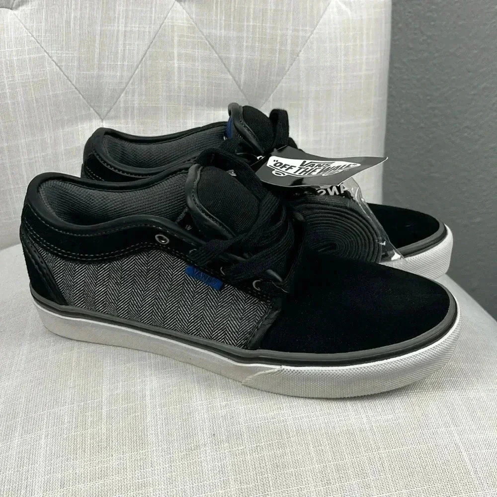 NWT Vans YOUTH 5 KIDS women 6.5 Chukka Black Gray Herringbone Skate Shoes Suede